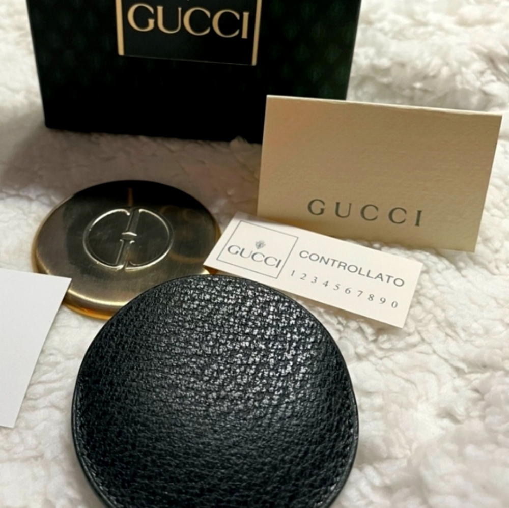 Authentic GUCCI mirror & leather case A gorgeous Unique piece